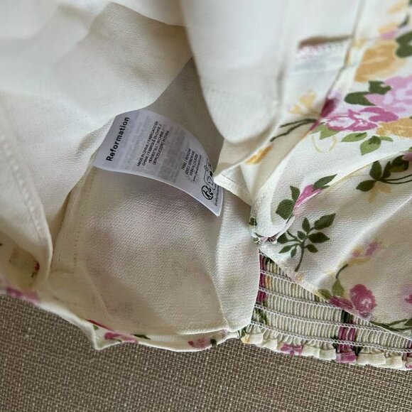 ✨ SALE  Reformation Marin Top Sz6 Posy Cream Blush Floral French Blouse - Picture 9 of 10